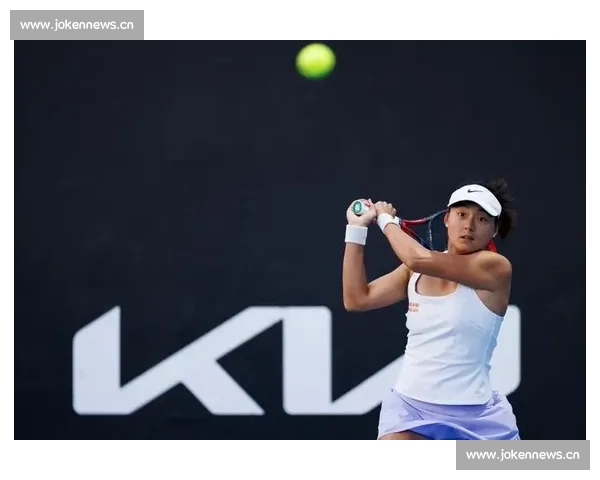 31 岁王雅繁三盘逆转！香港赛扛住赛点挺进 16 强